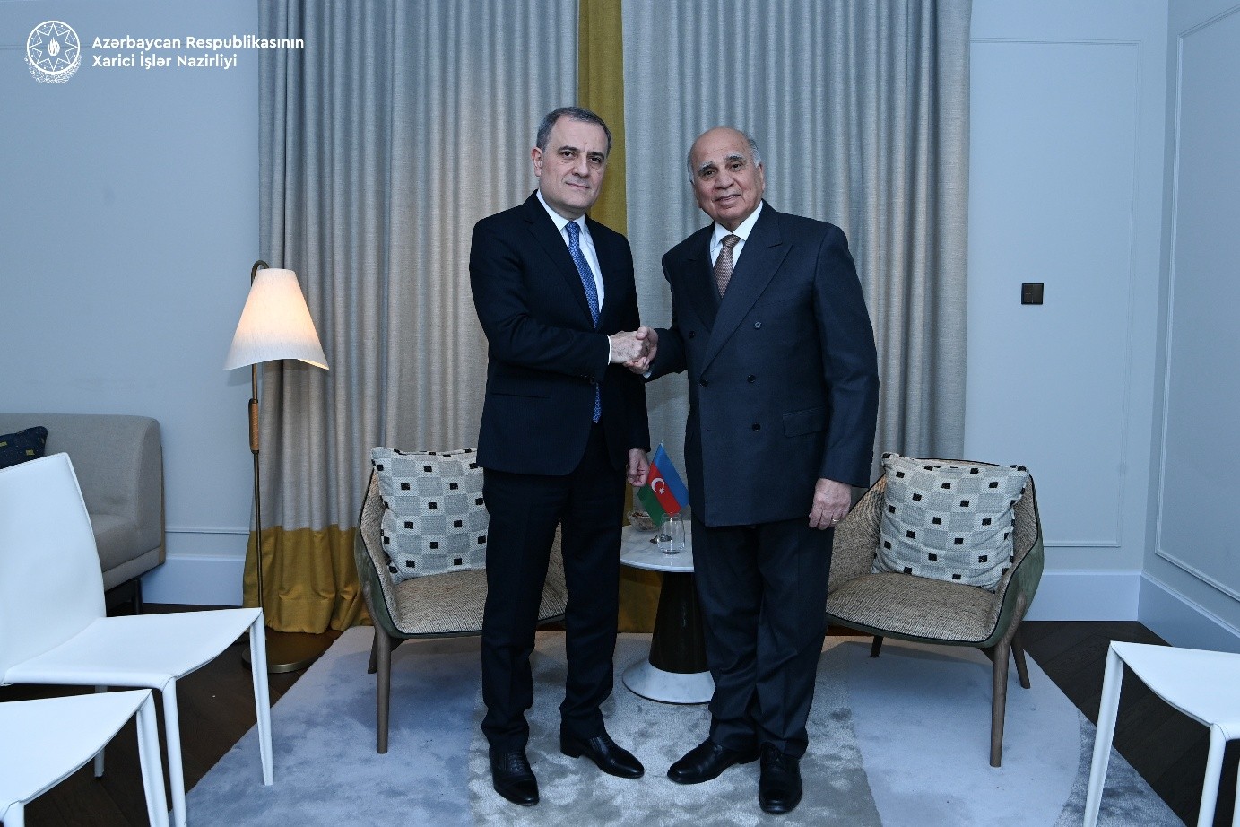 Minister of Foreign Affairs of the Republic of Azerbaijan Jeyhun Bayramov met with Deputy Prime Minister and Minister of Foreign Affairs of the Republic of Iraq Fuad Hussein Xeber basligi